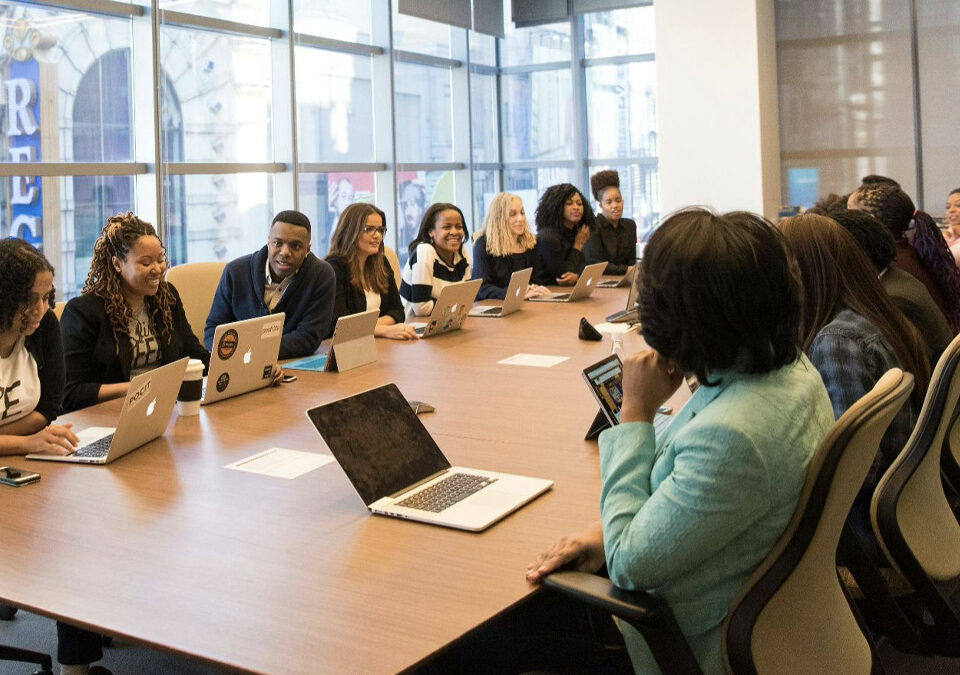 Mission-Driven Leadership: Traits That Strengthen Nonprofit Teams